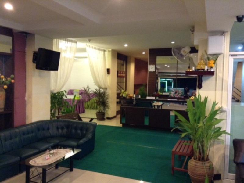 The Son Patong Beach Exterior foto